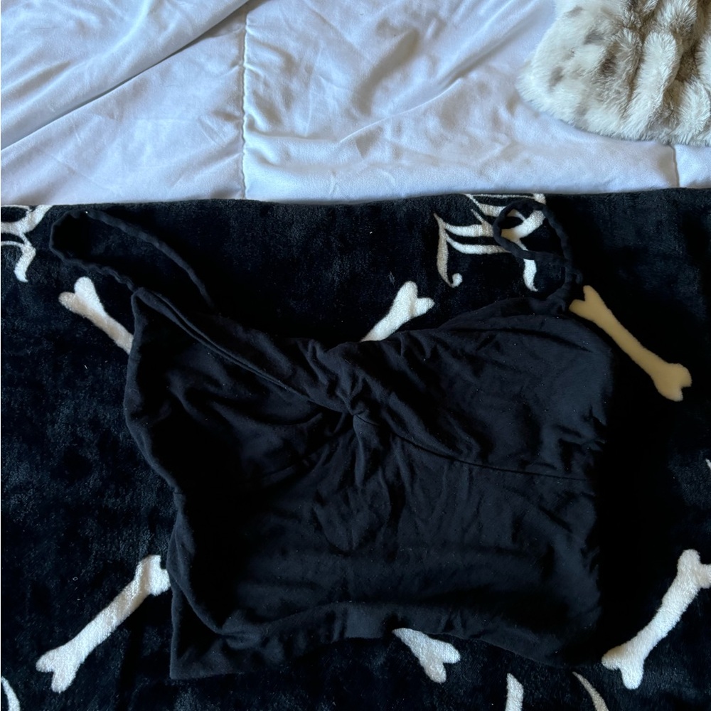 Wilfred Black Twist Detail Top